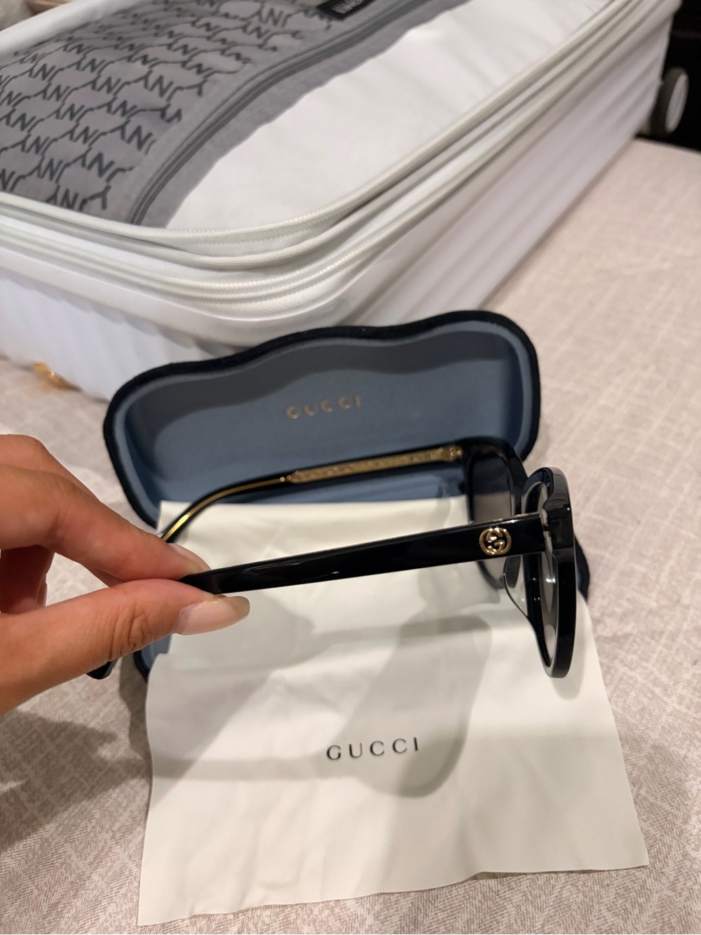 Gucci Women's Black Cat-Eye Sunglasses with Gradient Lenses - Picture 6 of 9